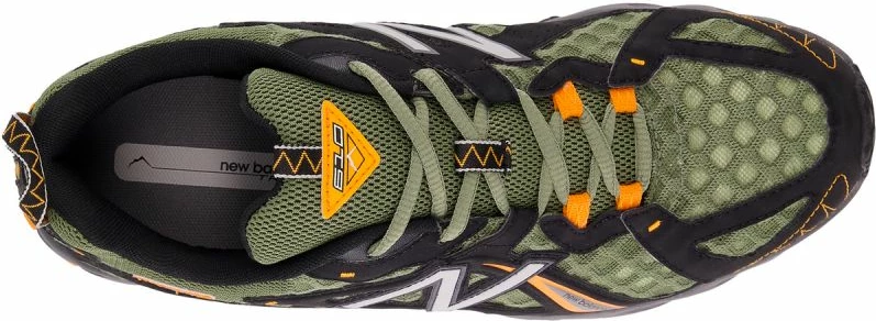 Retro tekaški čevlji New Balance, črno-zelena