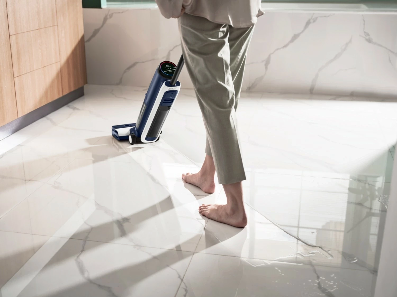 Sesalnik za hišne ljubljenčke brez kabla Tineco Floor One Switch S7, črn