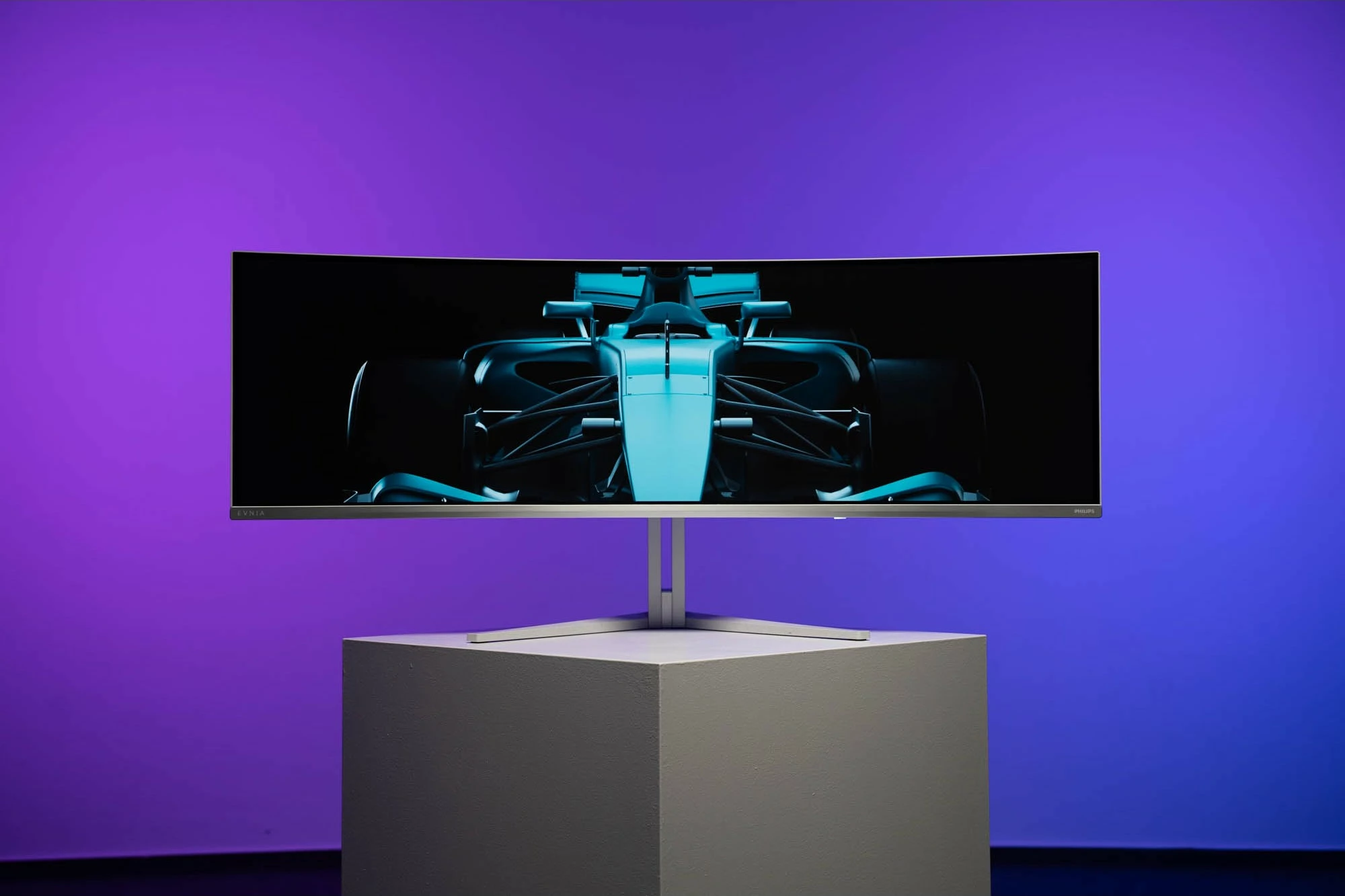 Ultraširok QD-OLED zaslon 49 inč, 5120x1440, 32:9, Ambilight, USB-C - Philips 49M2C8900, bel Ultraširok QD-OLED zaslon 49 inč, 5120x1440, 32:9, Ambilight, USB-C - Philips 49M2C8900, bel