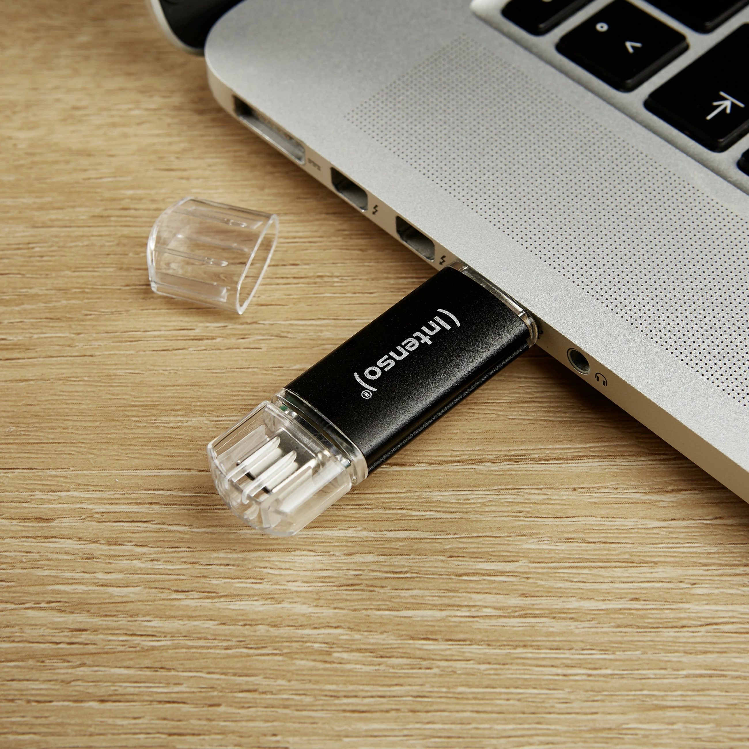 USB ključ 32 GB, USB Type-A / USB Type-C, antracit - Intenso 3539480 USB ključ 32 GB, USB Type-A / USB Type-C, antracit - Intenso 3539480
