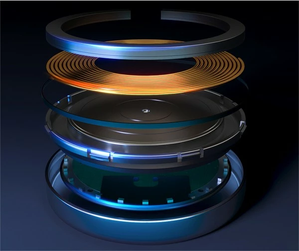 Brezžični polnilec MagSafe Qi2 AUKEY LC-MC10, 15 W, USB-C, črn