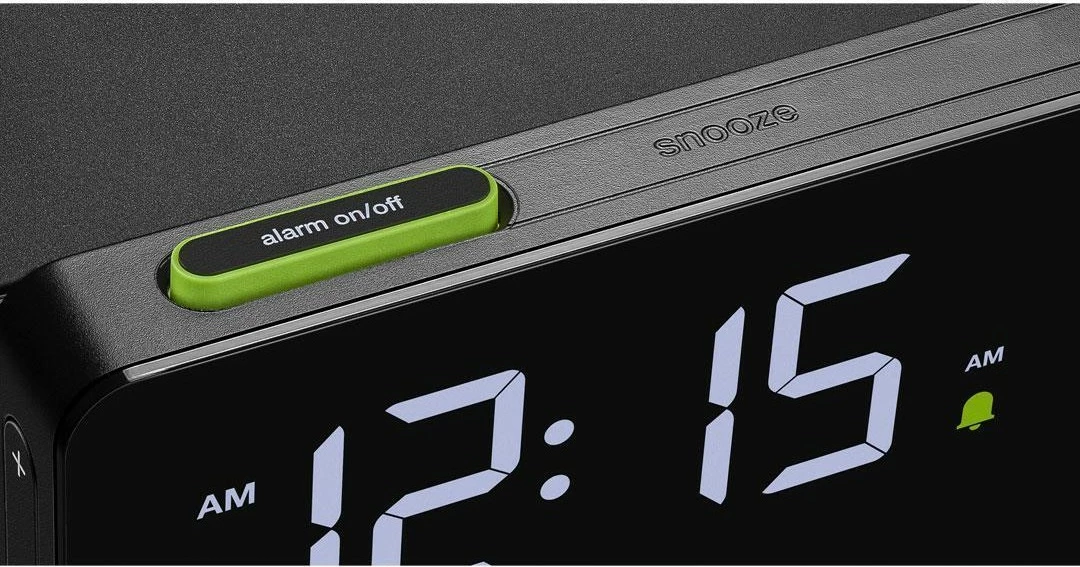 Digitalni alarm z brezžičnim polnjenjem 10W, Braun BC21, LCD, črn