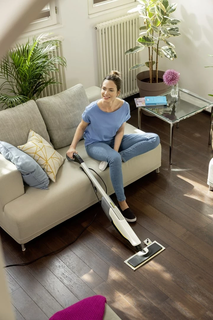 Parni sesalnik Karcher SC 2 UPRIGHT, 0,4 L, 1600 W, bel, črn