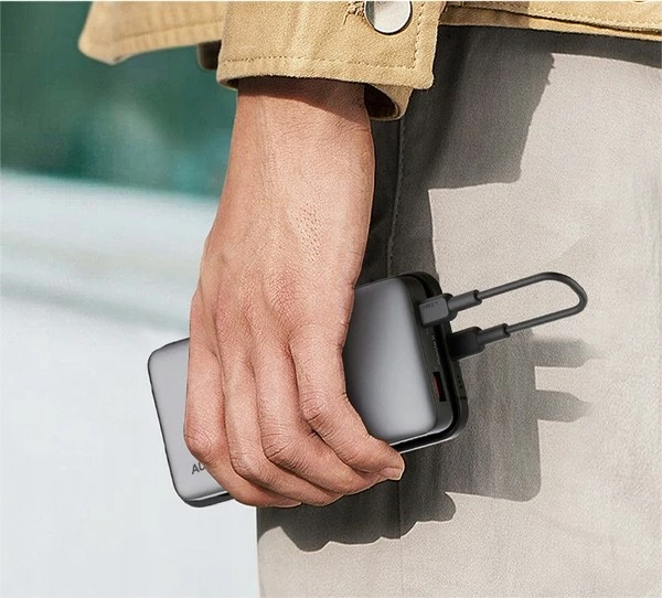 Power bank 10000mAh, 30 W, 2x USB, LED, siv AUKEY PB-Y41