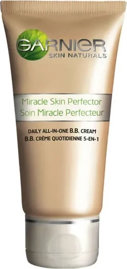 BB krema Garnier Skin Naturals Miracle Skin Perfector Medium 50 ml