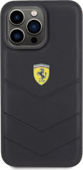 Ovitek z vstavkom iz kovine Ferrari, quilting za iPhone 15 Pro Max, črn