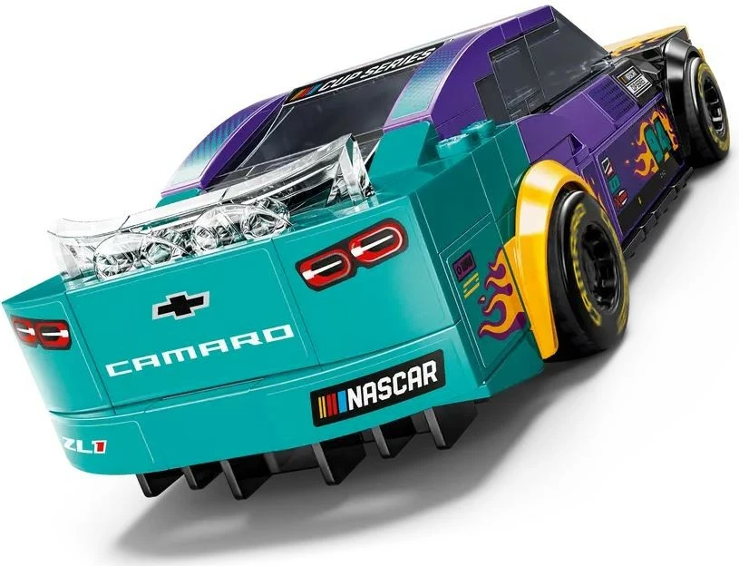 Dirkalni komplet LEGO Speed Champions NASCAR Next Gen Chevrolet Camaro ZL1, 328 kock, za otroke 9+ let, večbarven