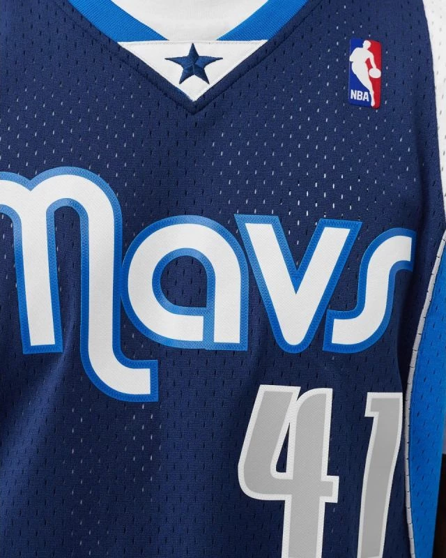 Športna majica NBA Swingman Dallas Mavericks Dirk Nowitzki, Mitchell & Ness, temno modra