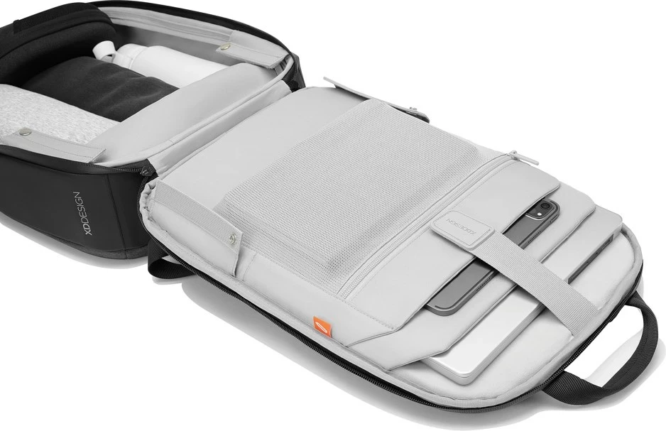 Nahrbtnik XD DESIGN Bobby Edge, 17 L, za prenosnik 16", črn