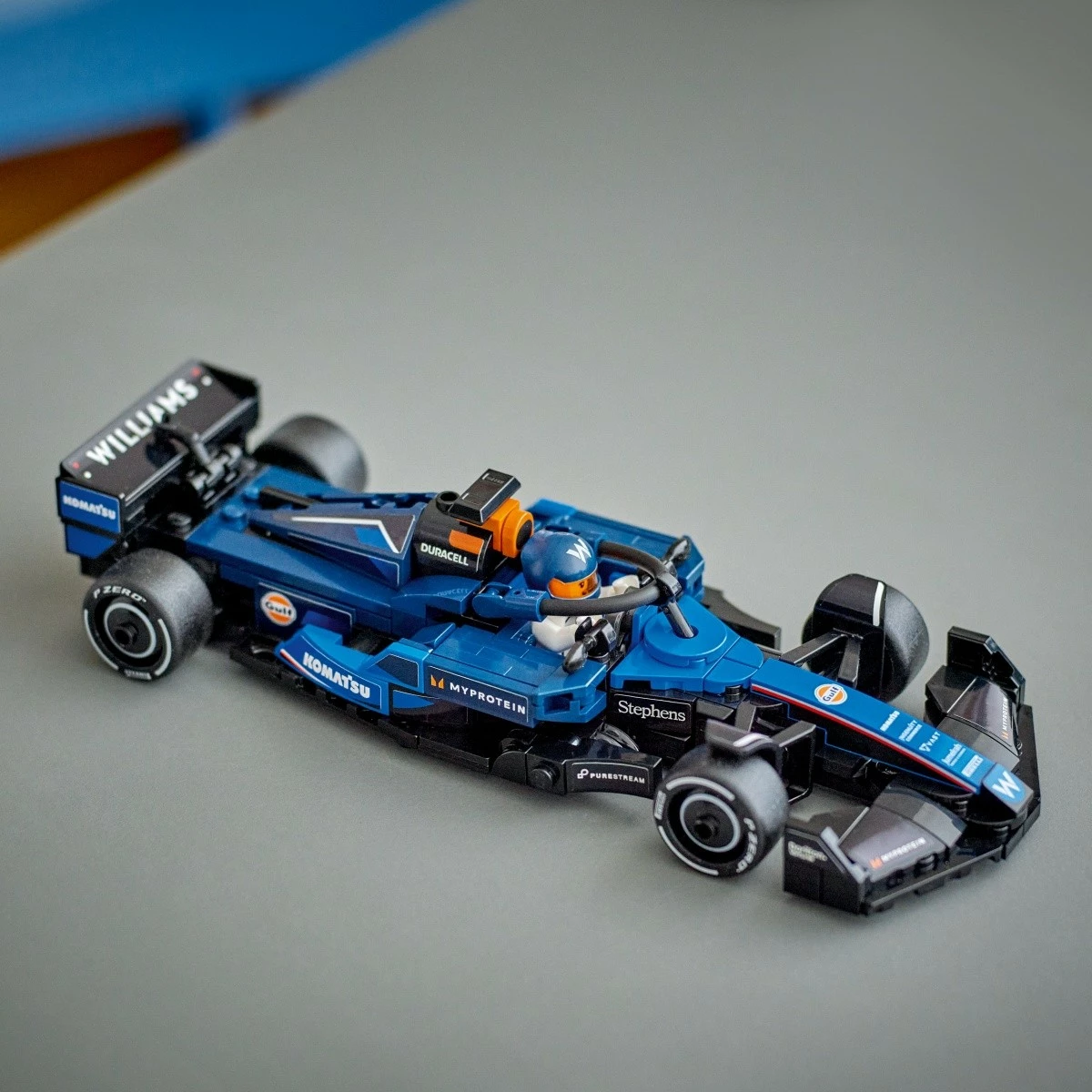 Model dirkalnega avtomobila Williams Racing FW46, Set LEGO Speed Champions, 263 delov, za otroke 10+, plastika