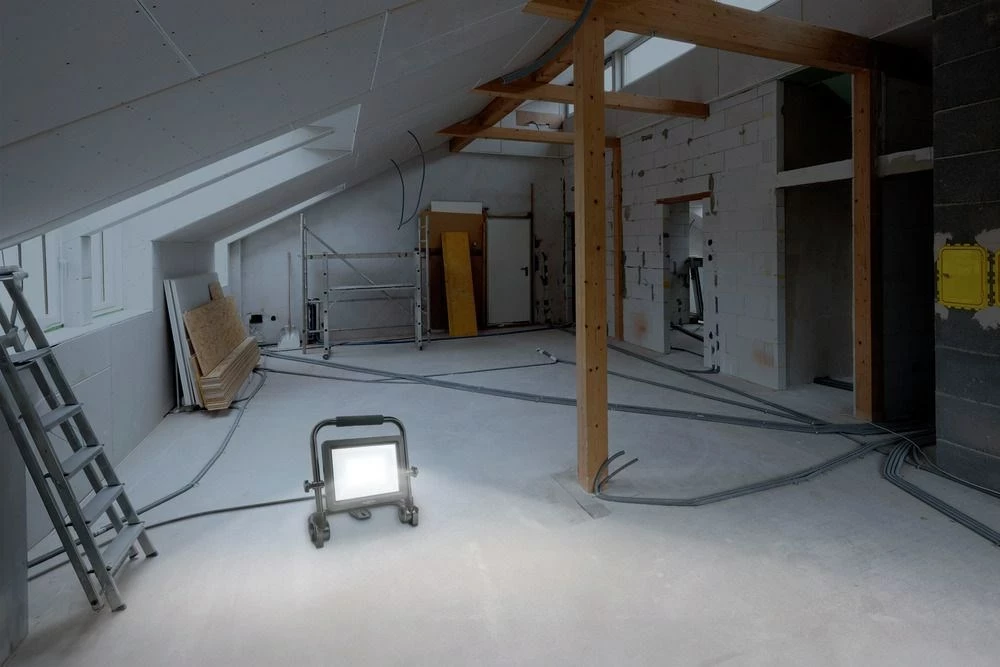 LED reflektor 50 W, aluminij, črn Ansmann FL50W-AC