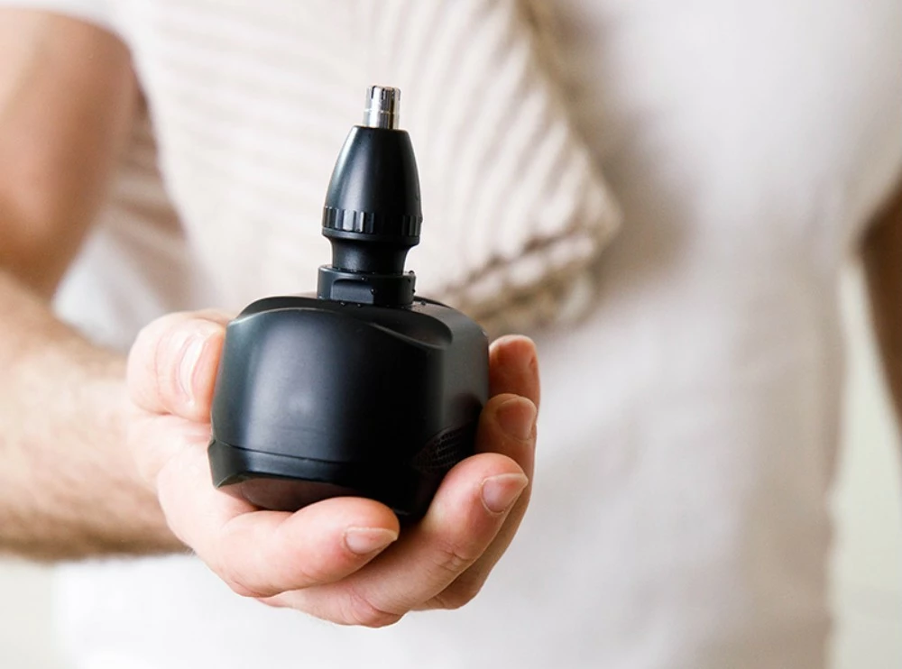 Brivnik za glavo, 6 fleksibilnih glavic, IPX6, za suho in mokro uporabo, 60 min baterija, s trimerjem za nos, Lafe MasterSmooth, črn