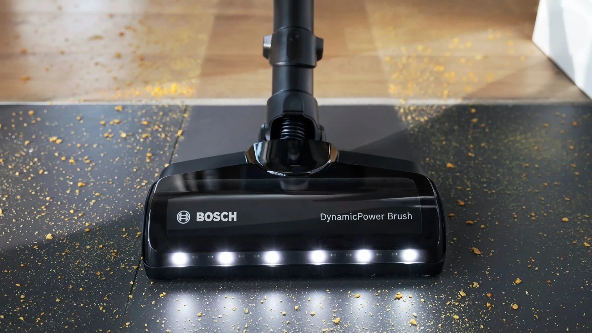 Sesalnik na baterijo BOSCH BCS 711XXL, črn Sesalnik na baterijo BOSCH BCS 711XXL, črn