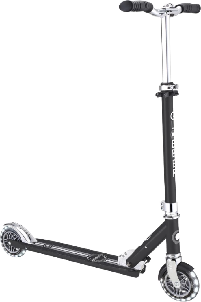 Trotinet z lučmi SMJ, črn