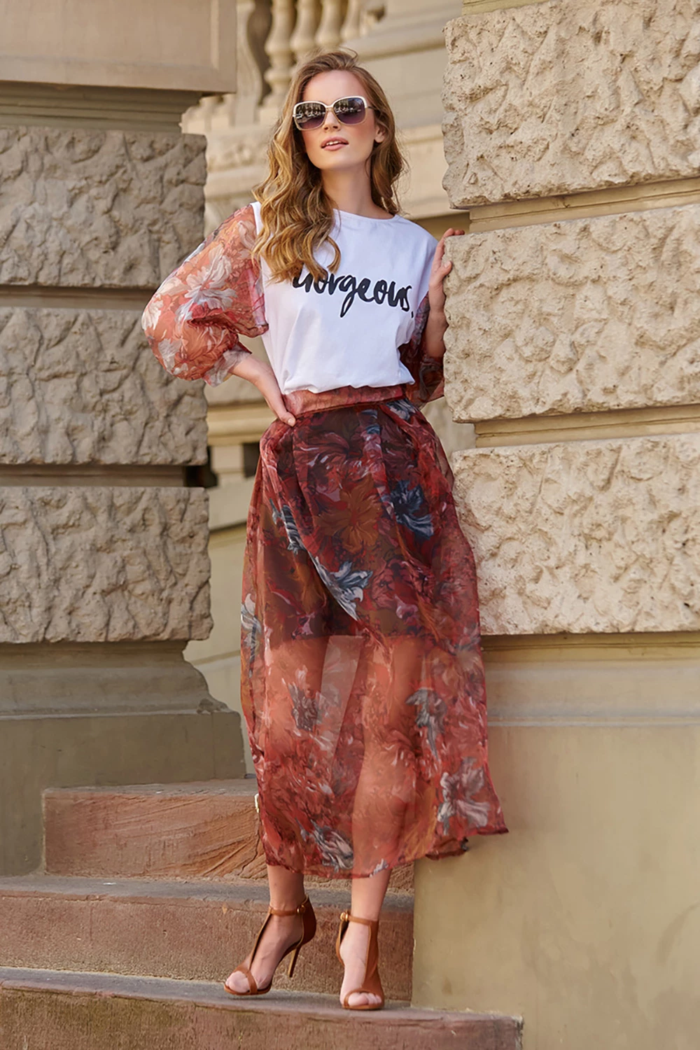 Bluza oversize z volumnimi rokavi in cvetličnimi tulle detajli Makadamia 145603, ženska, bela