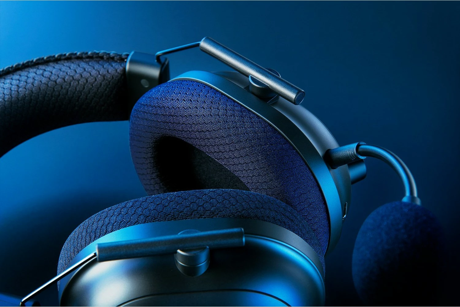 Gaming slušalke Razer Blackshark V2 Pro, brezžične, 330 g, črne