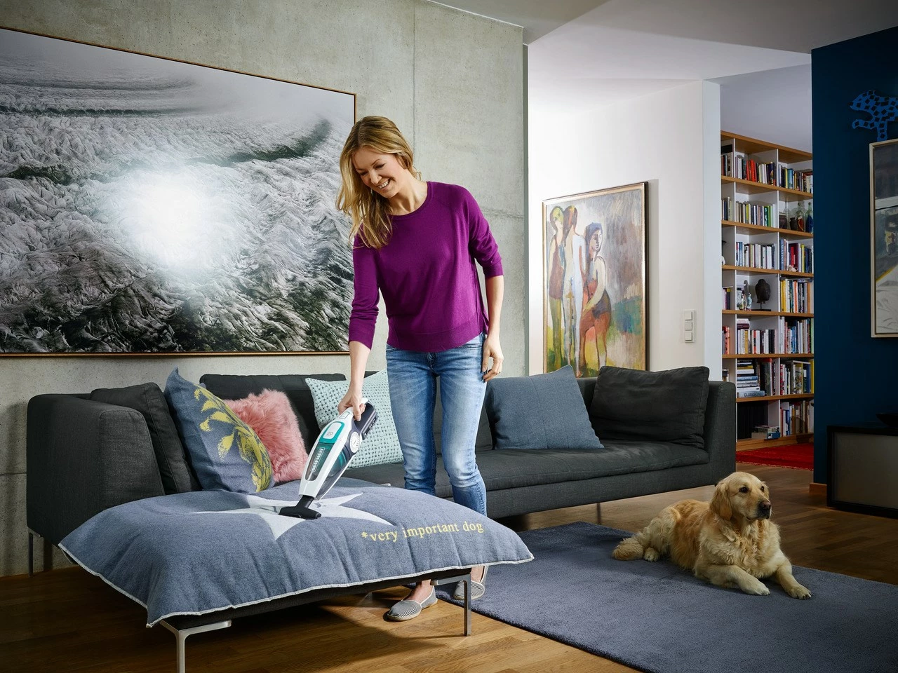 Brezžični sesalnik 2-v-1, brez vrečke, 20V, bel/moder Leifheit PowerVac Brezžični sesalnik 2-v-1, brez vrečke, 20V, bel/moder Leifheit PowerVac