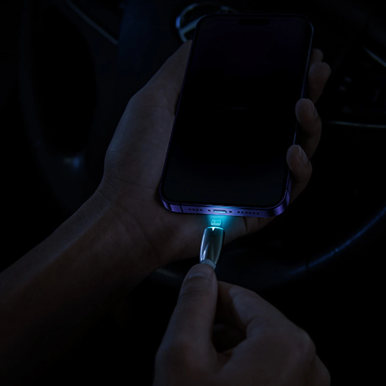 Hitri polnilni kabel Baseus Glimmer Series USB-C, 2 m, 100 W, 480 Mbps, črn