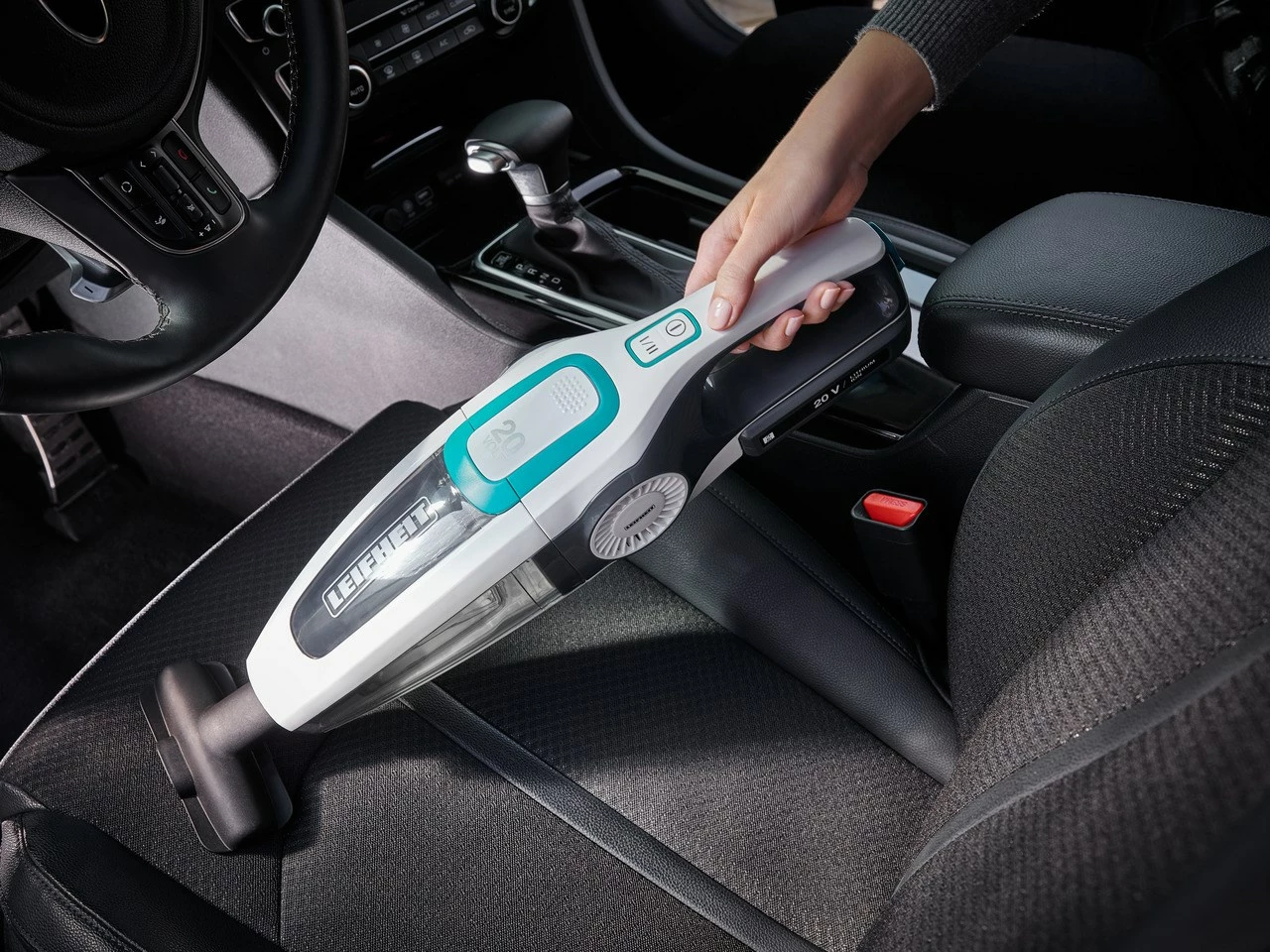 Brezžični sesalnik 2-v-1, brez vrečke, 20V, bel/moder Leifheit PowerVac Brezžični sesalnik 2-v-1, brez vrečke, 20V, bel/moder Leifheit PowerVac