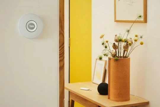 Brezžična notranja sirena Yale AL-IS-1A-W, siva