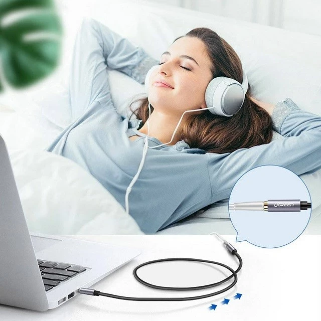 Podaljšek za AUX 3,5 mm, 2 m, modra — UGREEN 40675 Podaljšek za AUX 3,5 mm, 2 m, modra — UGREEN 40675