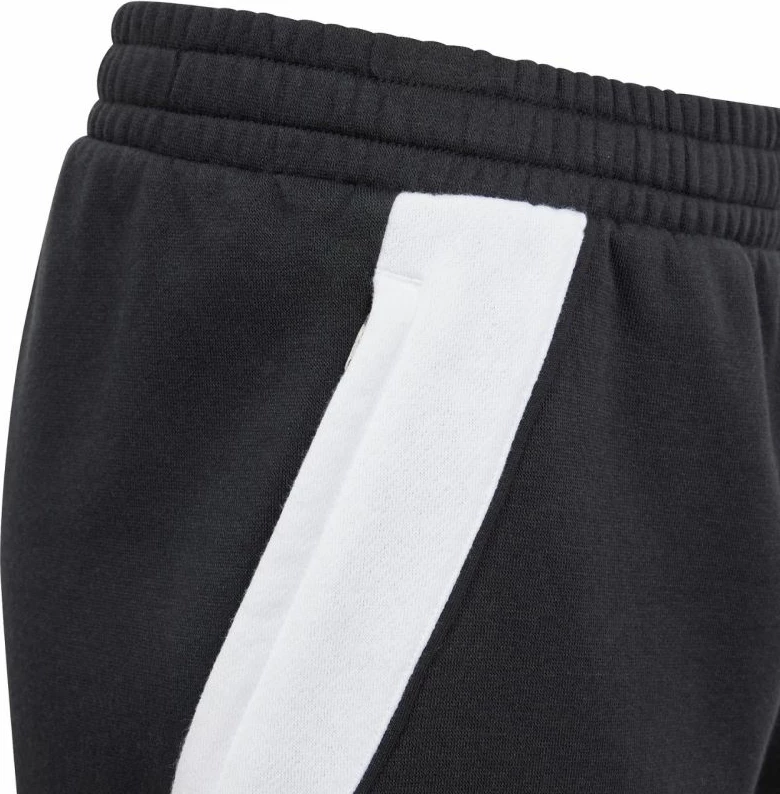 Otroške shorce adidas, črne