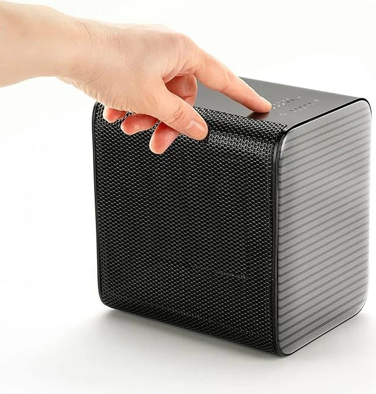 Keramični grelec z ventilatorjem BLACK+DECKER BXSH1800E, črn