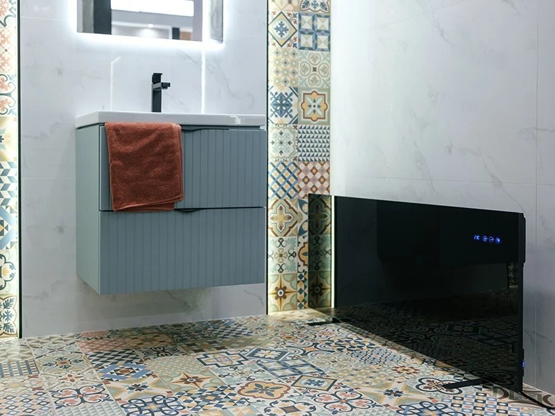 Konvektor Lafe IR ThermoSmart 700 W, pameten, črn