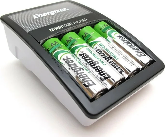 Polnilec baterij z 4 AA 2000 mAh, Energizer Maxi + Power Plus, srebrn