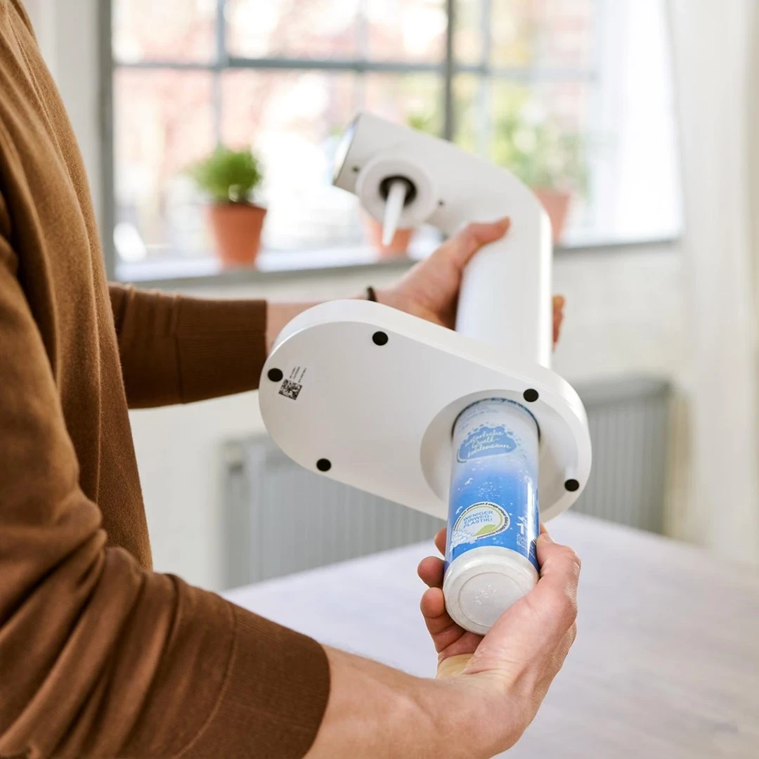 Naprava za gaziranje vode Brita, bela