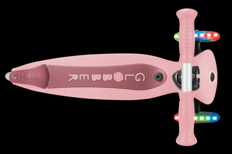 Skuter z lučmi za otroke Globber