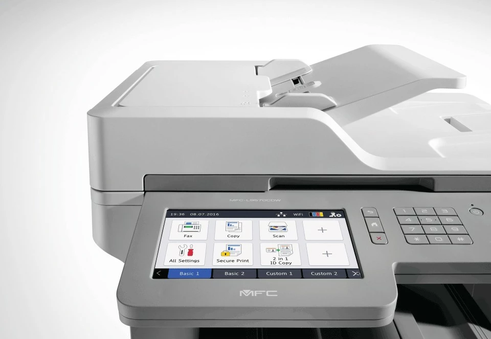 Barvni laserski večfunkcijski tiskalnik, Brother MFC-L9570CDW, A4, WiFi, zaslon na dotik, bel
