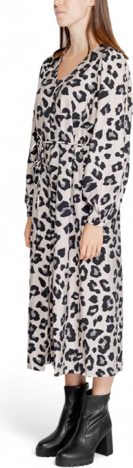 Eleganten in udoben fustan, Jacqueline De Yong, sivi