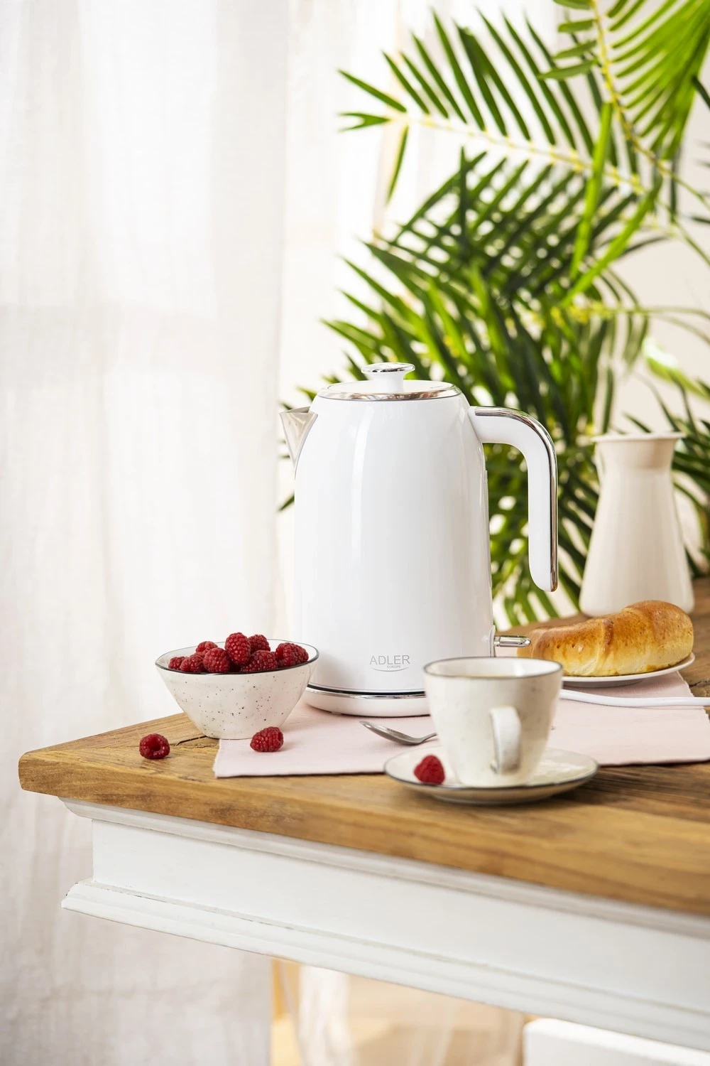 Električni čajnik, Adler AD 1341, bel