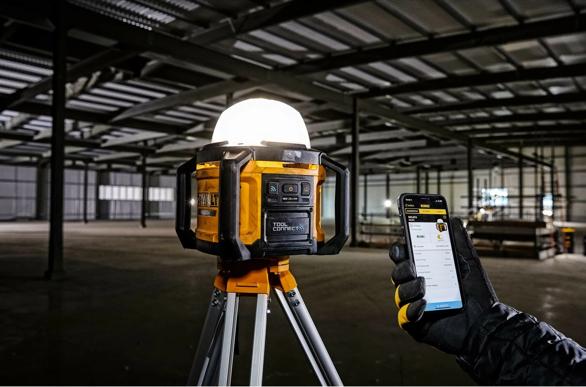 Prenosna delovna svetilka za gradbišče, DeWALT 18V, rumeno/črna