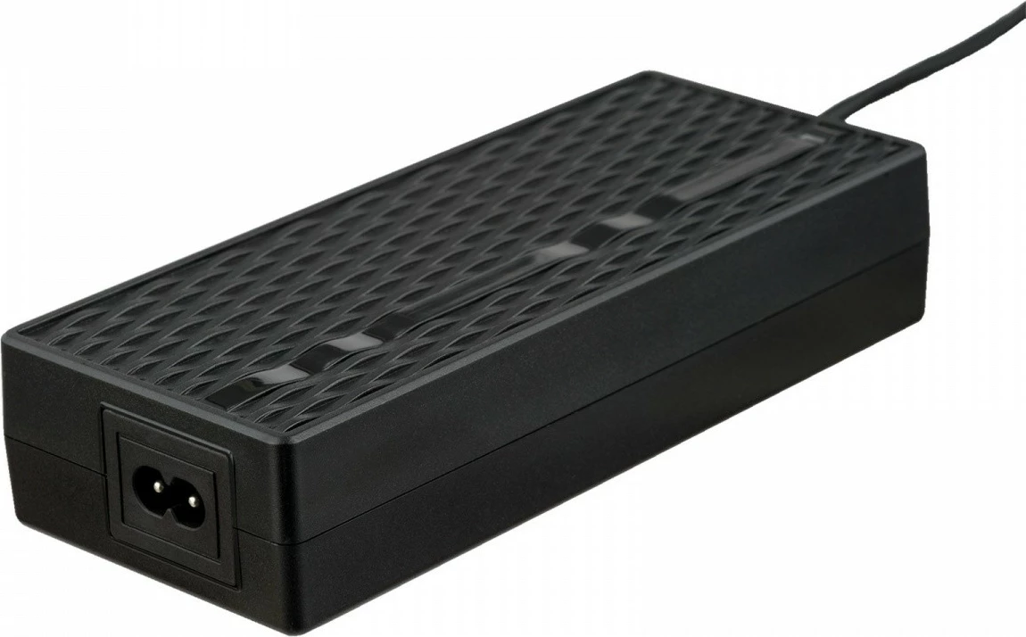 Električni polnilec za kolesa in električne skiroje AKYGA AK-EV-09, 48V, 1 m, črn