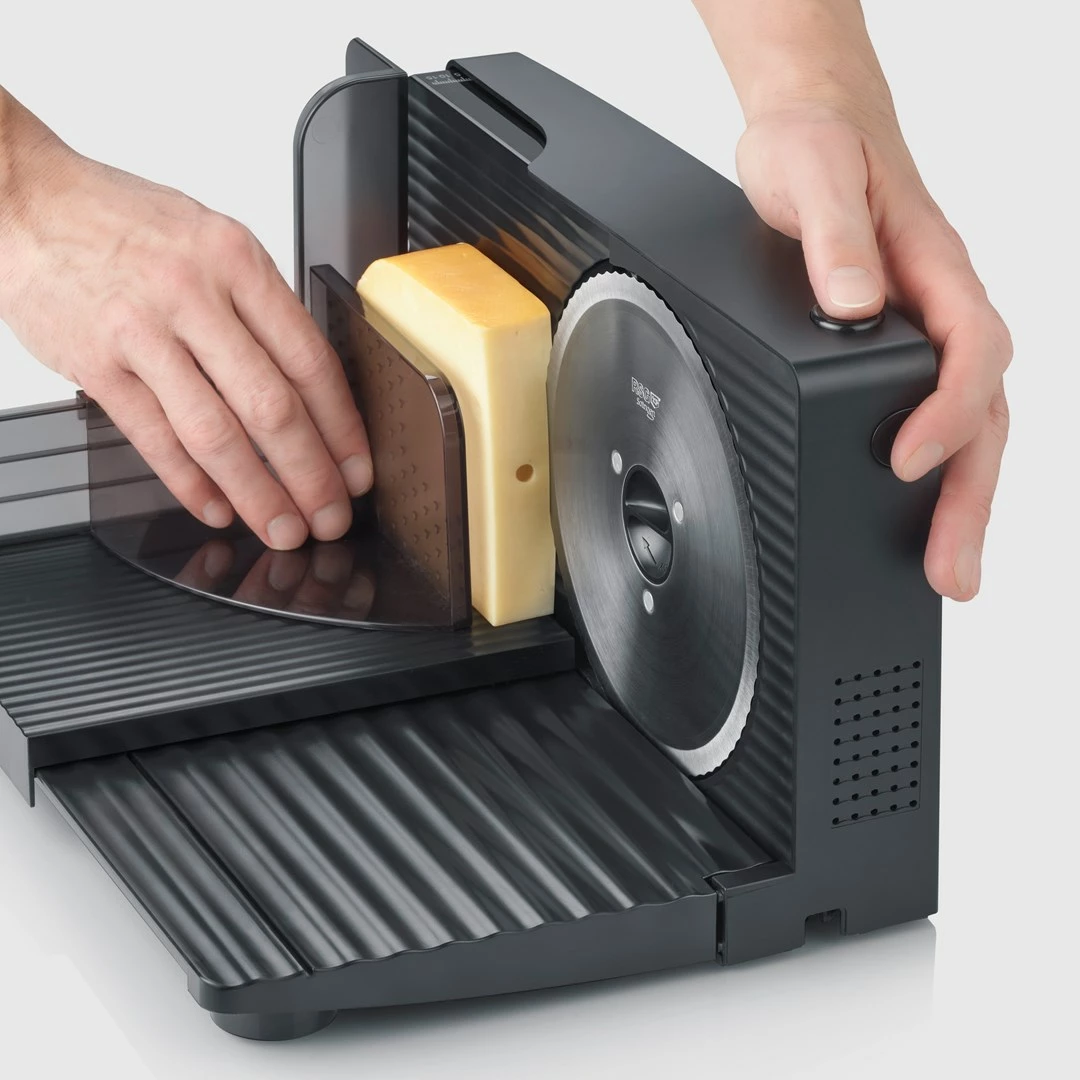 Električni rezalnik Severin AS 9578, 100 W, plastika, črn