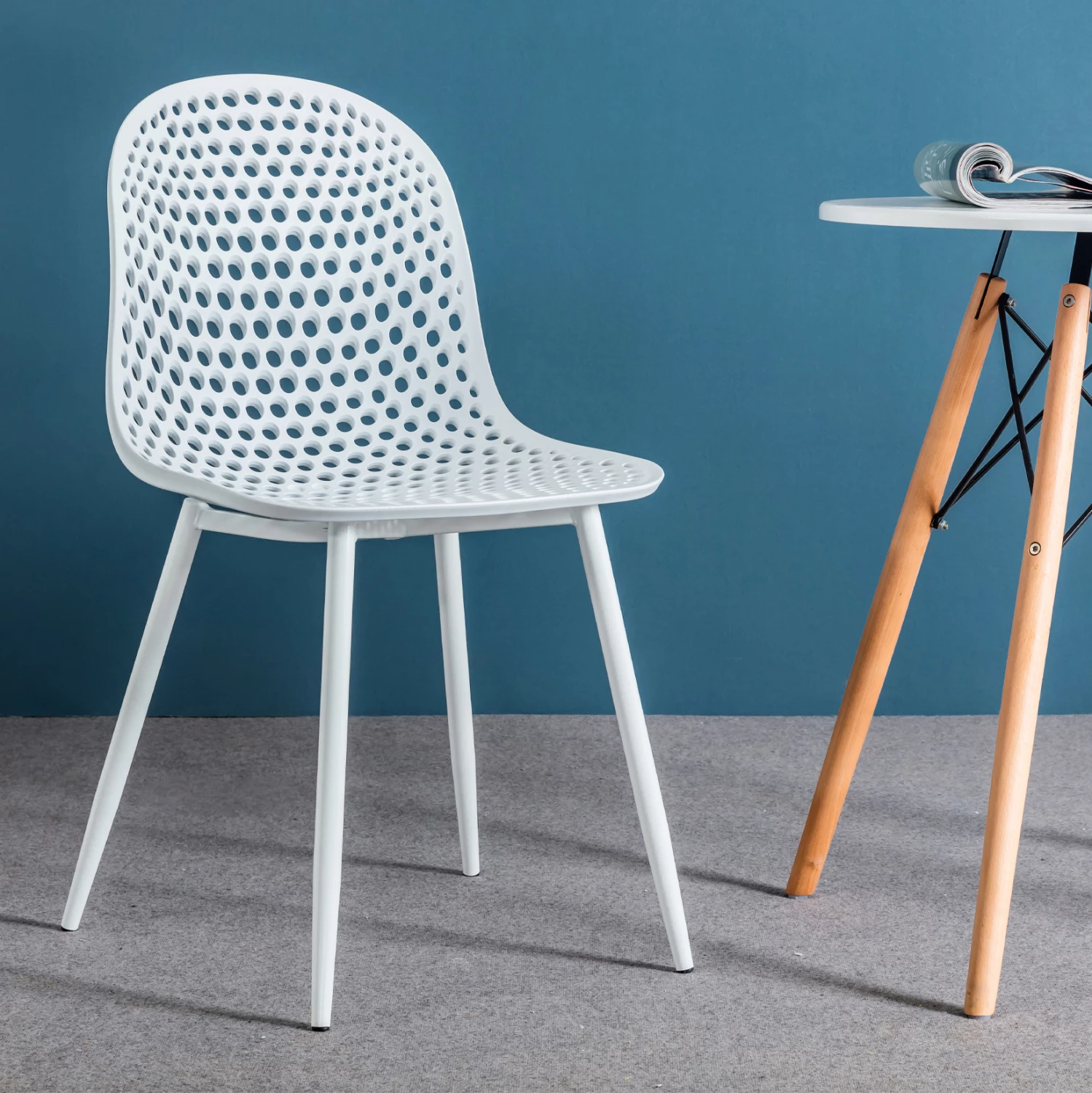 Polipropilenski stol Milana FH8512.01 bel z kovinskimi nogami 47x58x84cm, set 4 kosov