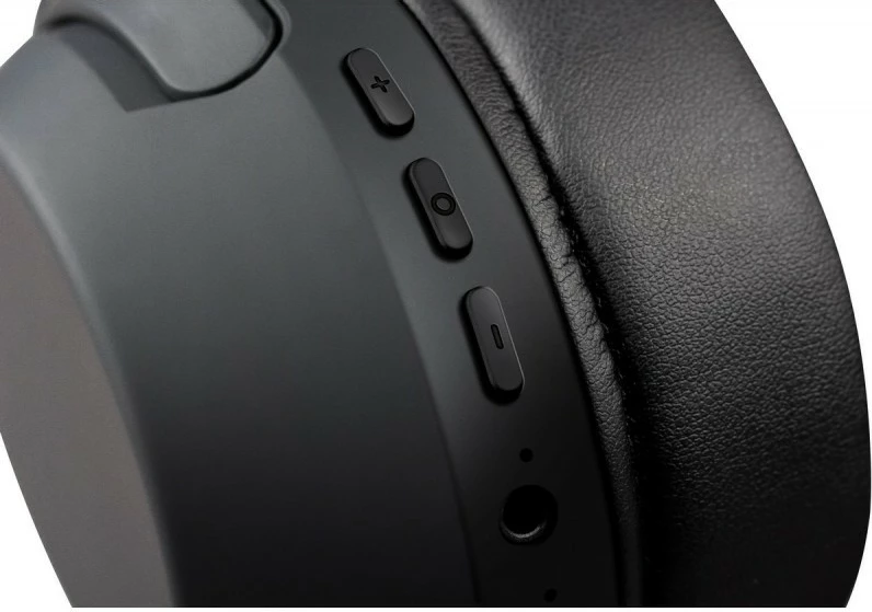 Brezžične slušalke čez uho, Bluetooth 5.3, z mikrofonom, črne Defender Freemotion B690