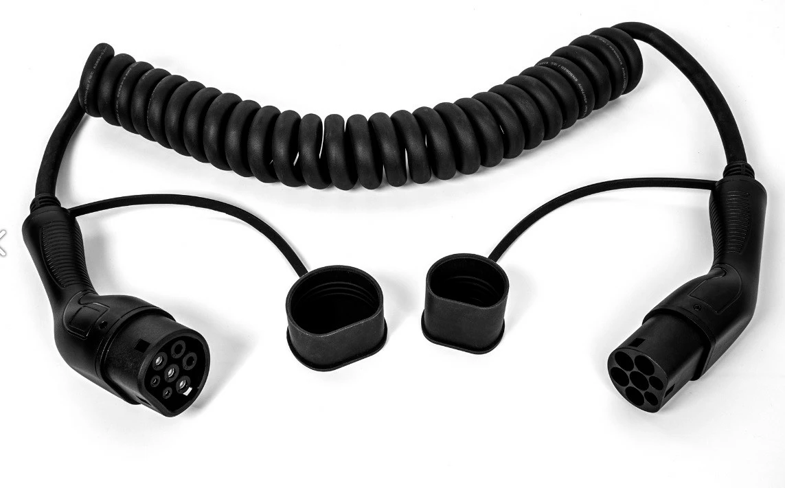 Spiralni polnilni kabel Defenzo Spiro AC11, 5 m, črn