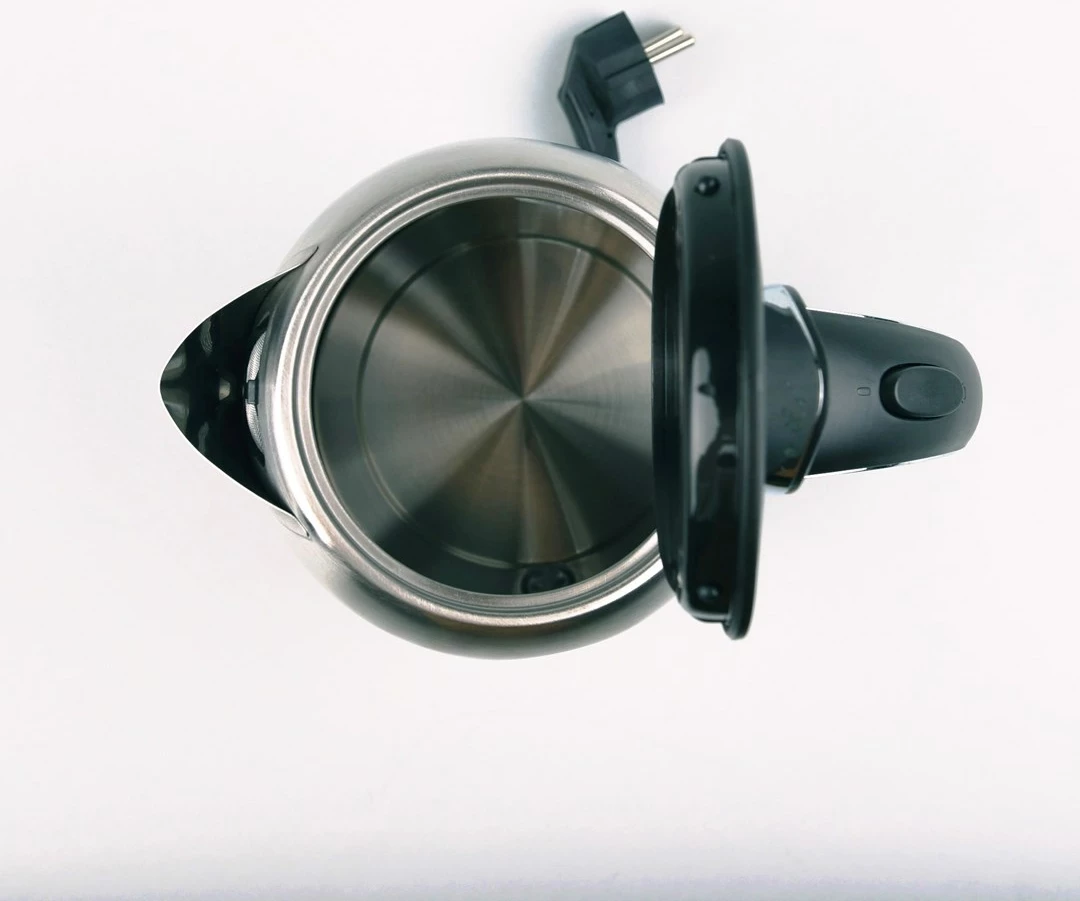 Električni čajnik 1,7 L, inox Maestro MR059