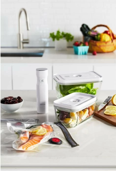 Steklena vakuumska posoda za shranjevanje Zwilling Fresh & Save 36803-200-0, 0,95 L, prozorno-bela, primerna za pečico/mikrovalovno/zamrzovalnik