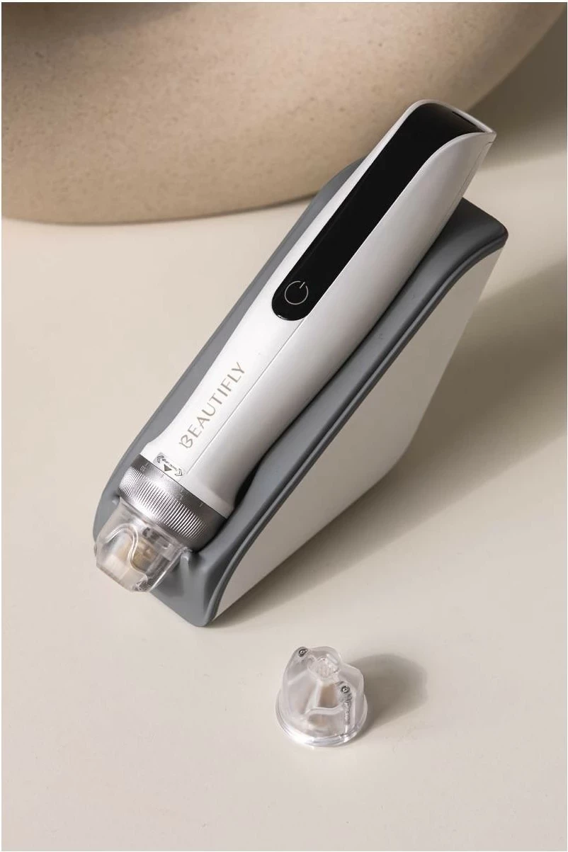 Mezoterapijska naprava z mikroiglicami Beautifly CollagenBoost, bela