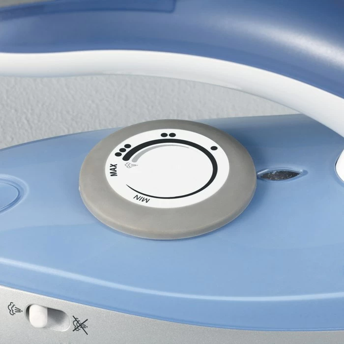 Likalnik Dry & Steam Severin BA3234, 1000 W, plošča iz nerjavečega jekla, moder/srebrn Likalnik Dry & Steam Severin BA3234, 1000 W, plošča iz nerjavečega jekla, moder/srebrn