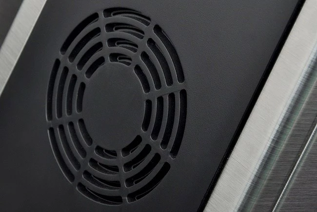 Sokovnik za sadje in zelenjavo Eldom PerfectJuicer PJ400, 1 L, 400 W, črn/inox