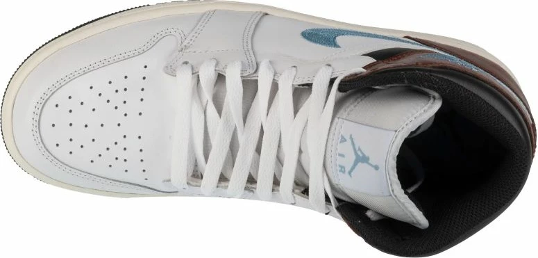 Atletske superge, Nike Jordan, bele