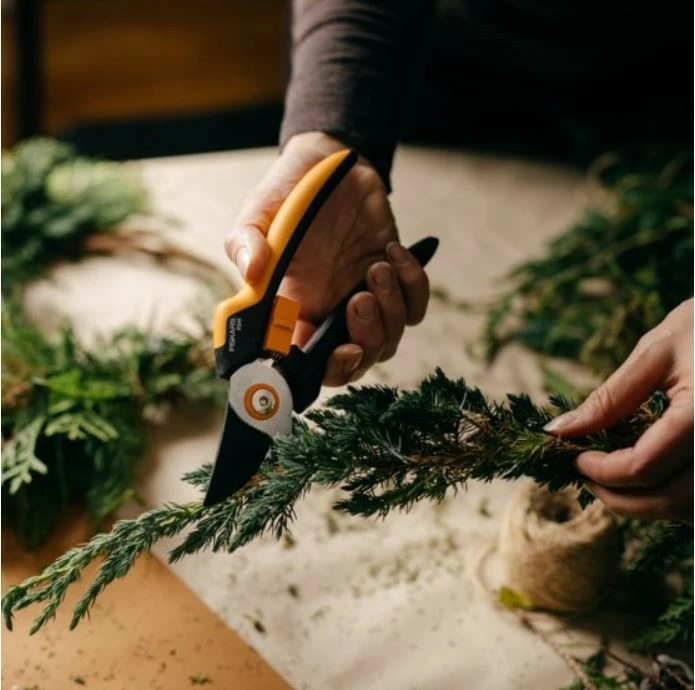 Krasilne škarje Fiskars Solid P341, 1057164, črno/oranžne