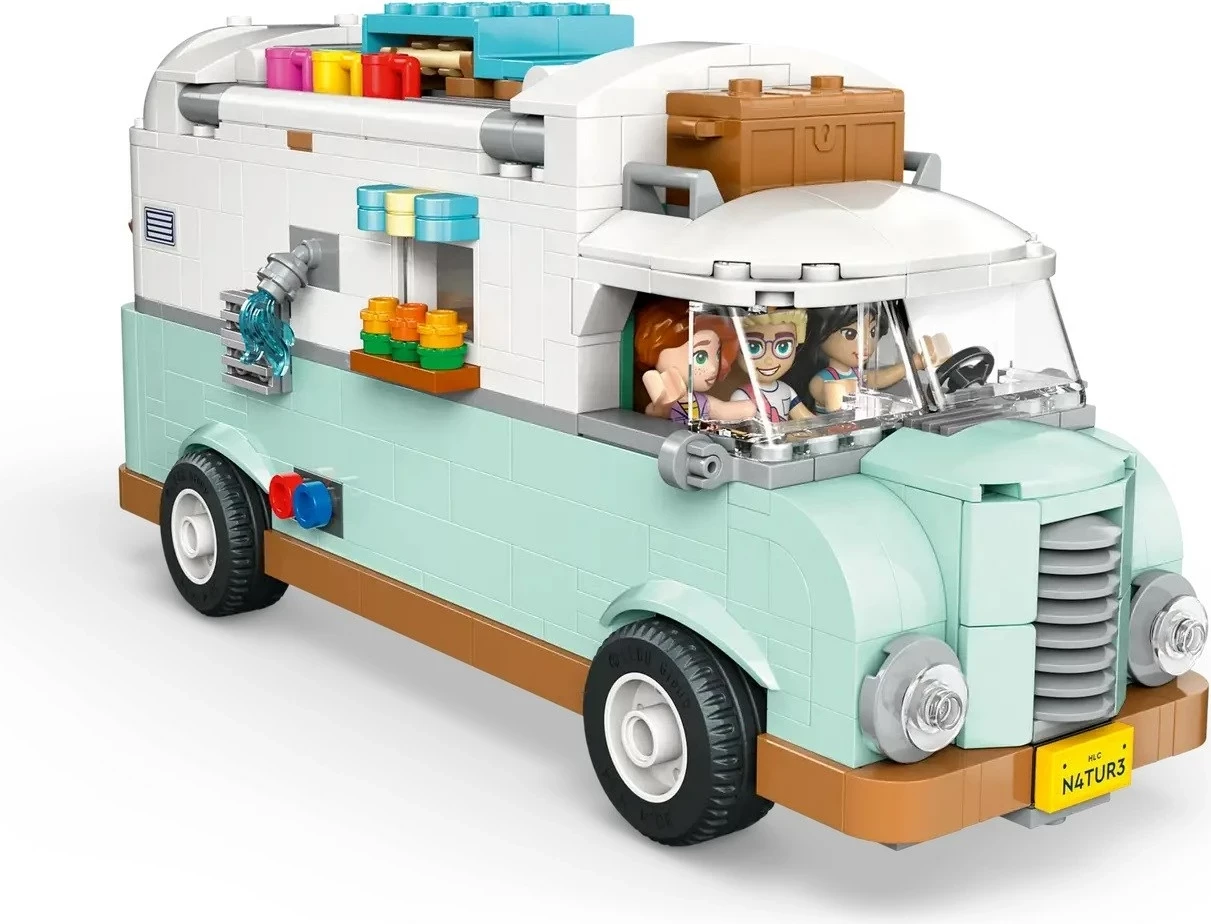 Kamper za pustolovščine LEGO FRIENDS 42663, 3 minifigure