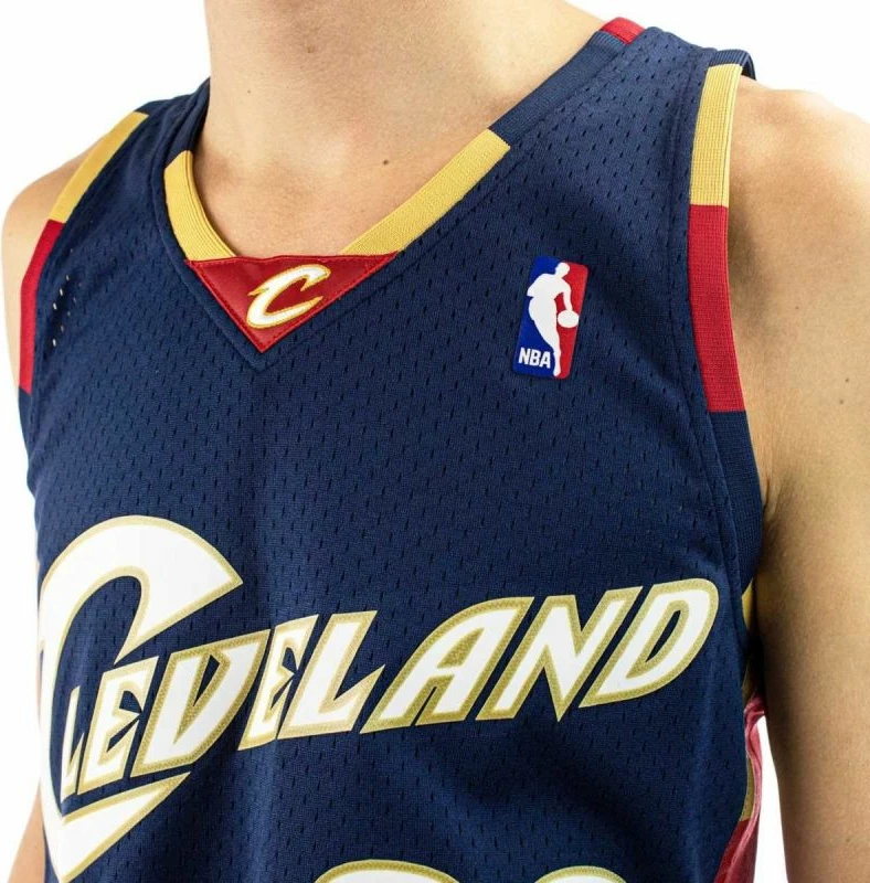 Basketball dres Mitchell & Ness, Cleveland Cavaliers, LeBron James, temno moder