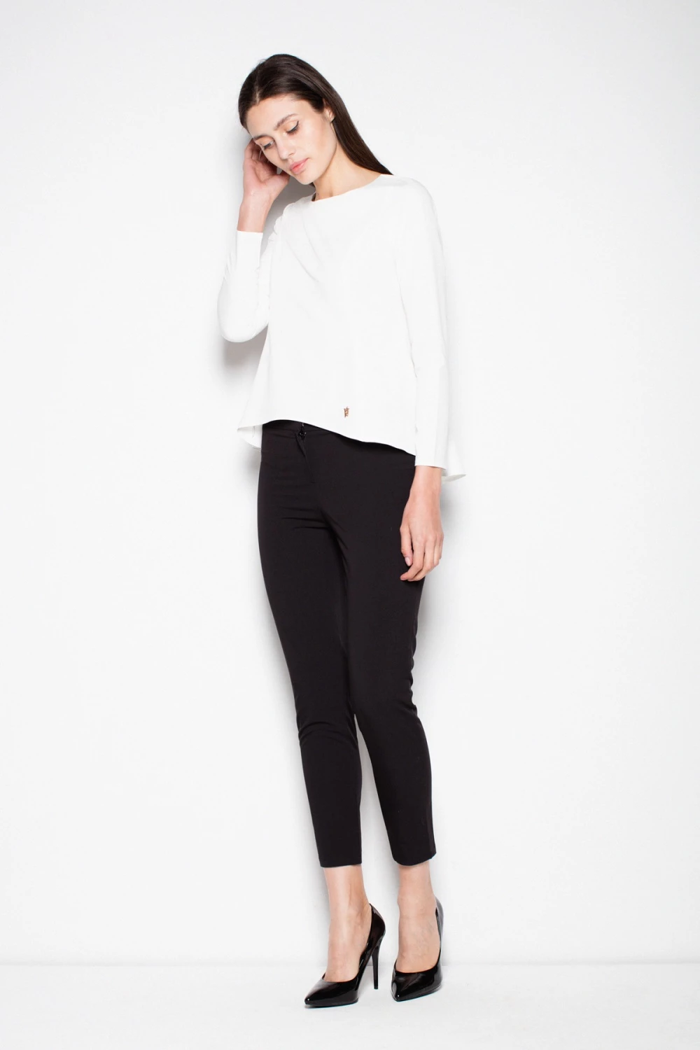 Asimetrična elegantna bluza Venaton model 77495, bež
